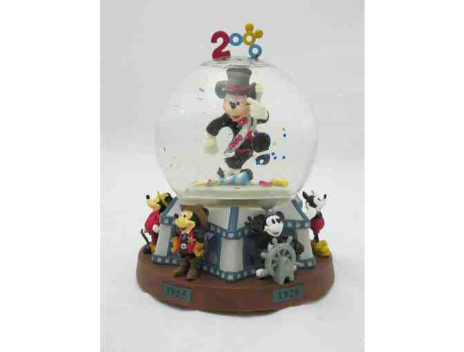 DISNEY 2000 MICKEY MOUSE MILLENNIUM MUSICAL SNOWGLOBE WATERGLOBE AS TIME GOES BY