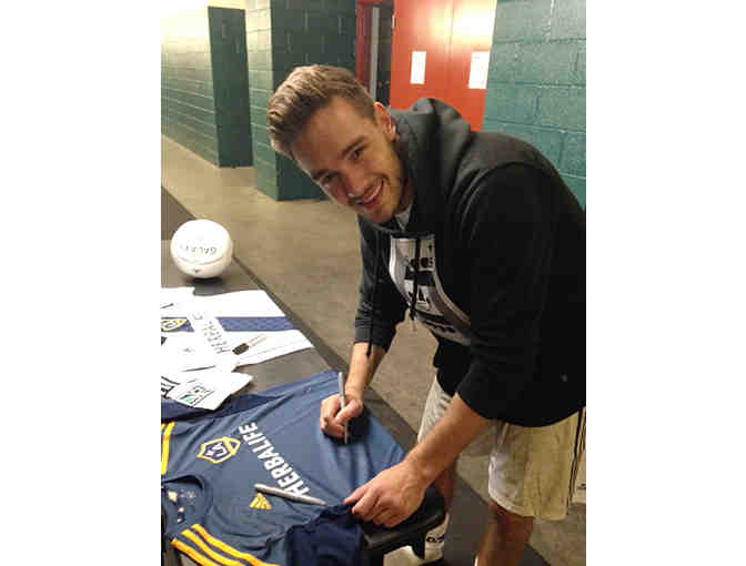 Galaxy Jersey signed by One Direction members Louis Tomlinson, Niall Horan, and Liam Payne