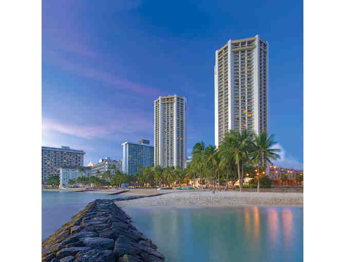 5139 - Four Resorts, Twelve Nights for 2 - Hyatt Resorts and Spas of Hawaii