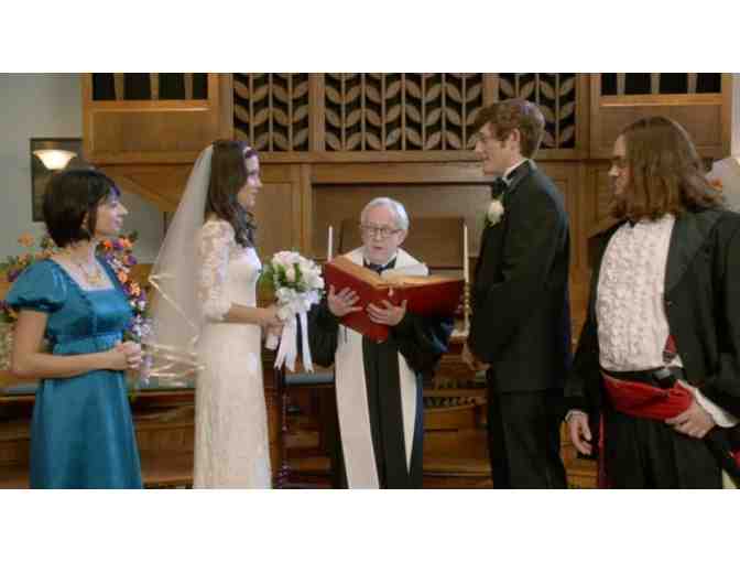 One Hour Visit on the Set of "Raising Hope" & Picture from the Shows Famous Wedding Scene - Photo 1