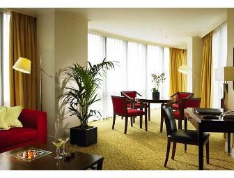 LONDON GETAWAY: The Royal Court, 2 Night Stay at the Marriott, American Airlines Airfaire