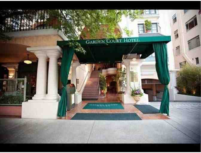 One-night weekend stay in a Deluxe Queen Room - Garden Court Hotel, Palo Alto, CA ($350)