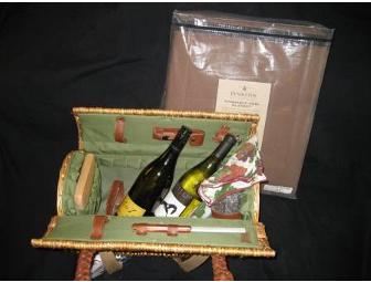 Picnic In Style: Verona Wine Basket, Oregon Wines & Pendleton Blanket