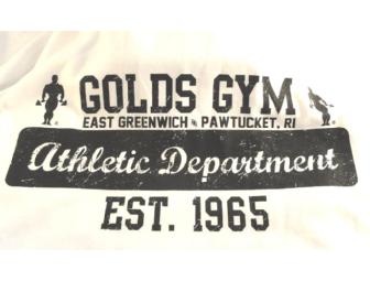 1 Year Membership, Personal Training Session at Gold's Gym, T-shirt & Bag!
