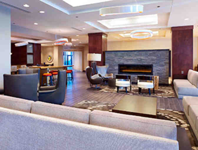 Hilton Minneapolis/St. Paul Airport Mall of America Hotel Stay + Dinner