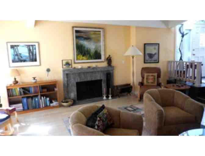 One week stay at a charming 3 bedroom home, Carmel-by-the-Sea