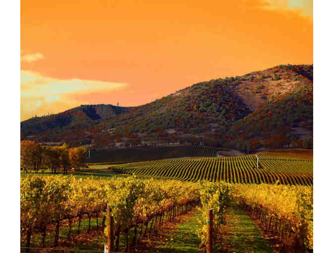 NAPA VALLEY Romantic Scenic Train Tour & Wine Tasting with a 3-Night Stay & Airfare for 2
