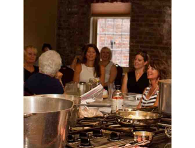 NEW ORLEANS Cooking School Experience w/ 3 Nights at Hyatt French Quarter includes Airfare