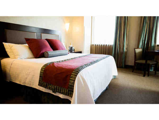 A Night Stay & $40 Dining, Seven Feathers