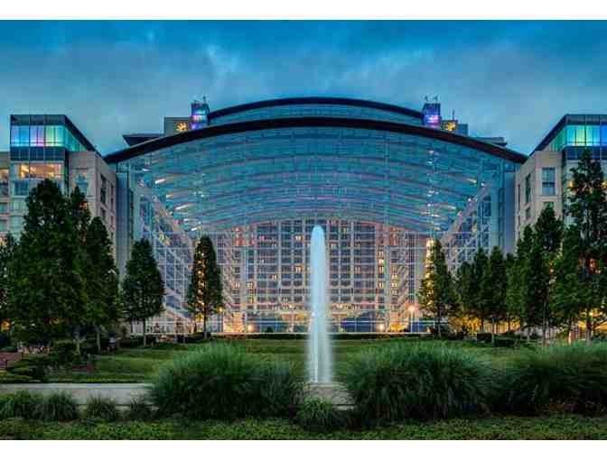 Overnight Stay at Waterfront Resort in National Harbor, MD!