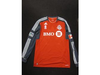 Toronto FC 2012 Breast Cancer Awareness jersey signed by Ryan Johnson