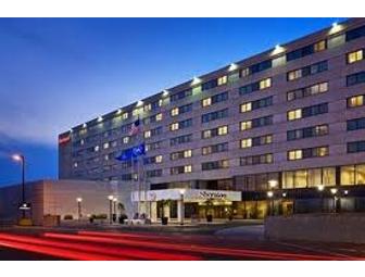 OVERNIGHT STAY FOR 2 WITH PARKING FOR UP TO 7 DAYS AT SHERATON BRADLEY