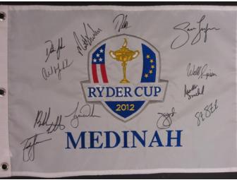 2012 Ryder Cup Flag Autographed by TEAM USA - Photo 1