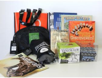 Natural History Museum Dinosaurs Family Gift Pack