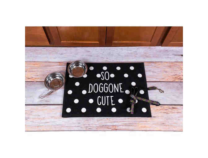 So Doggone Cute Spotted Mat -- New
