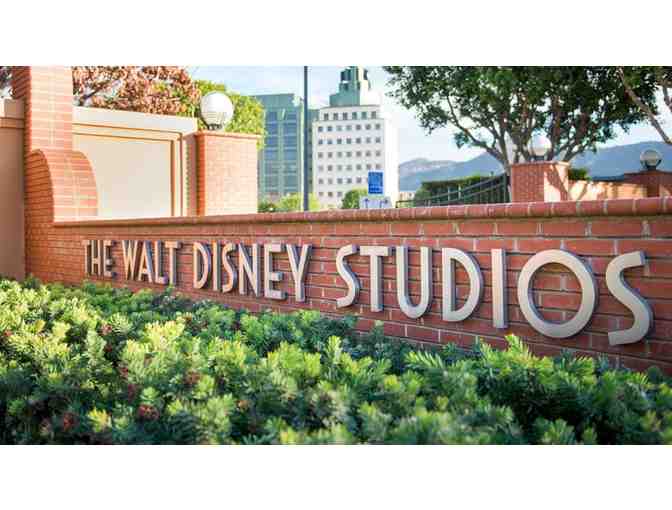 Unofficial Private Tour of the Walt Disney Studios for 4 people
