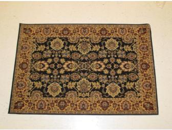 Oriental style rug - 5' x 8 '
