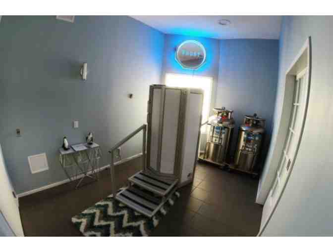 Frost and Float Spa: One Float Therapy Session ($75 Value)