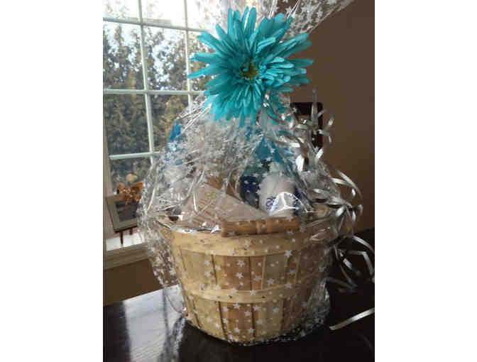 Arbonne Body Product Gift Basket: $240 value