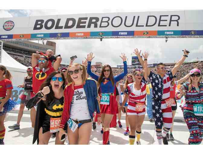 Fit & Fierce Fitness Basket with Bolder Boulder Entry