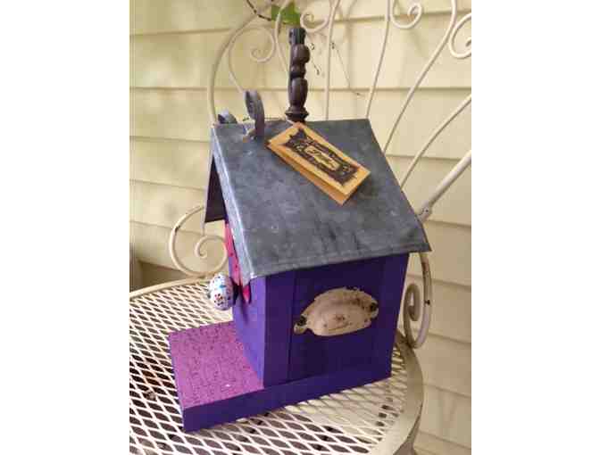 Birdhouse - Handmade by Ray & Linda Ellis of Tattered Rabbit Farm