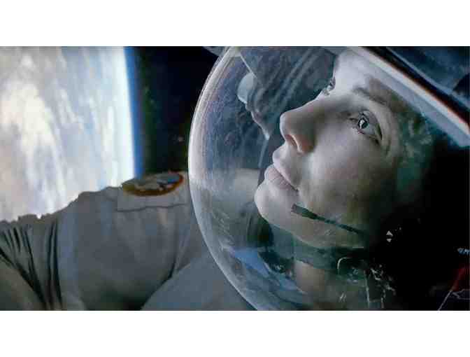 Gravity BLU-RAY + DVD + DIGITAL HD ULTRAVIOLET Combo Pack