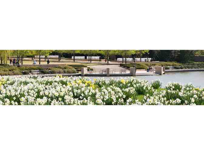 A Day at the Chicago Botanic Garden Package