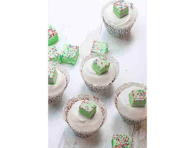 Magnolia Bakery - One Dozen Classic Cupcakes