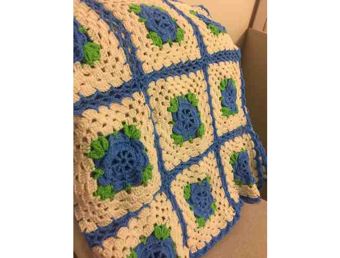 Crocheted Blanket- Flowers