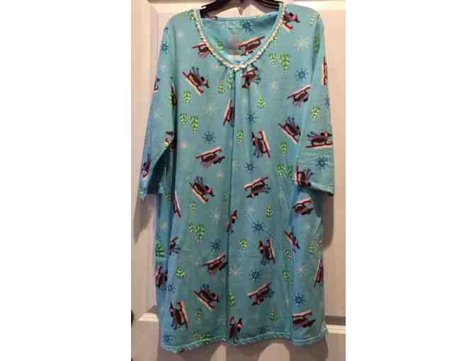 Night Shirt - White Stag Night Shirt with Sledding Doxies!  Size 14-18