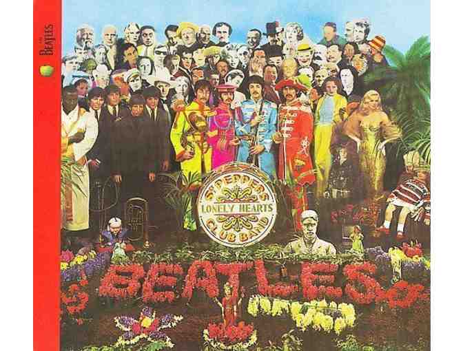 Vintage 1967 LP Record The Beatles Sgt Peppers Lonely Hearts Club Band Record
