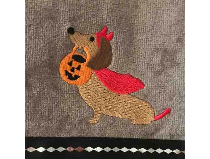 Trick or Treat Doxie Hand Towel Set