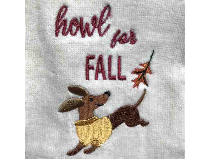 Doxie Howl for Fall Harvest Hand Towel Set
