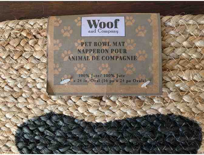 Jute Pet Bowl Mat! A Paw that includes a Heart as one of the toes!