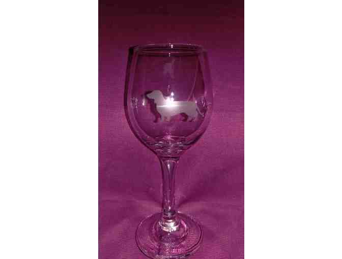 Wine glasses! Four etched wine glasses with dachshunds