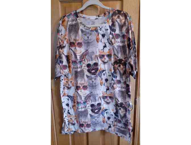 Night Shirt - Size L/XL - Gently used