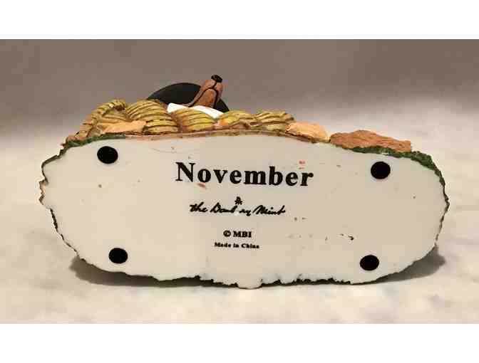 Danbury Mint Perpetual Calendar Dachshund Figure for November!
