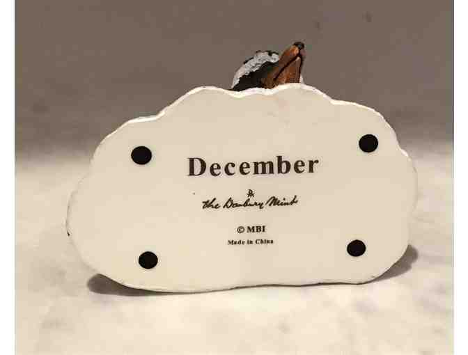 Danbury Mint Perpetual Calendar Dachshund Figure for December!