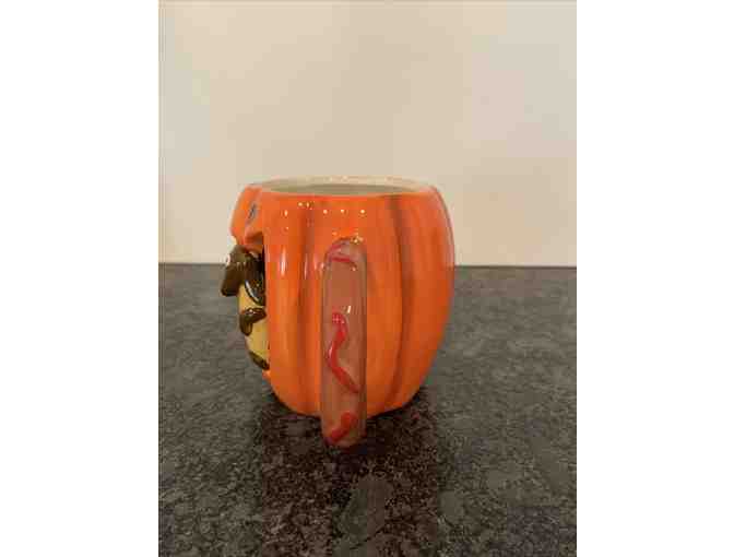 Too Cute to Spook - Vtg Cracker Barrell in Halloween theme!