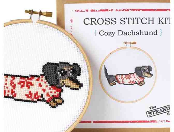 The Stranded Stitch Cozy Dachshund Cross Stitch Kit - 5 inches