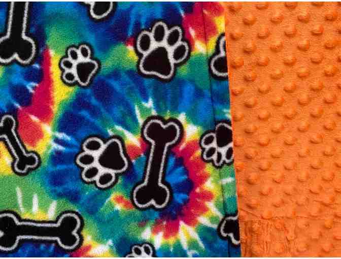 Cozy blanket for your pup or for you! 34' x 56'