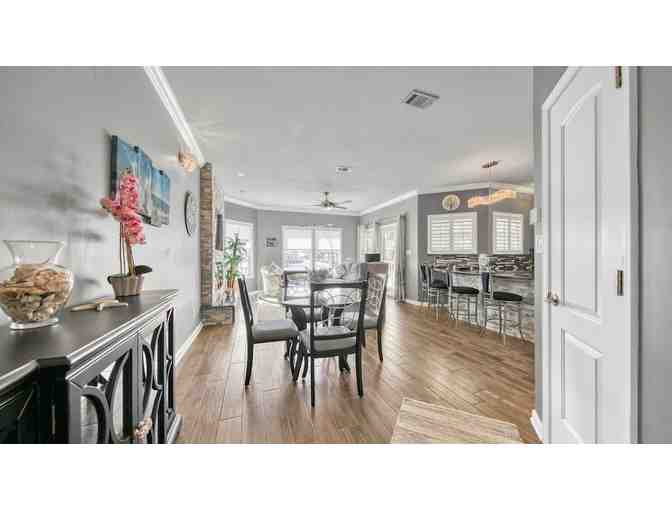 3 - Nights Deluxe in Destin, Florida!