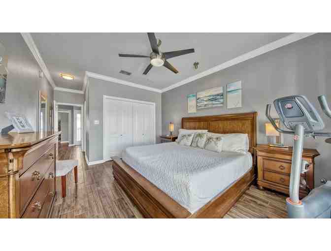 3 - Nights Deluxe in Destin, Florida!
