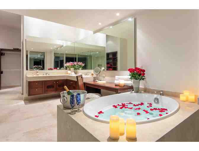 Posh Luxury Living in Puerto Vallarta!