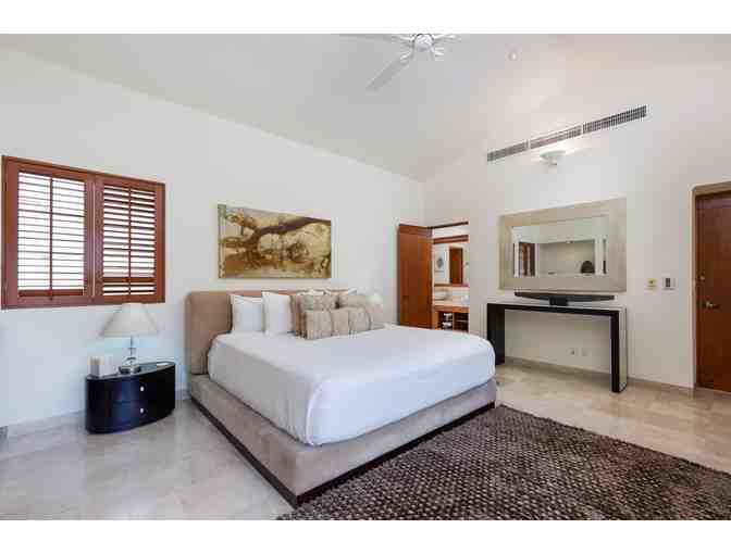 Golf the Jack Nicklaus Signature Pacifico Course in Puerto Vallarta!