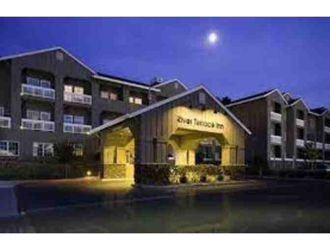 Raise your Wine glass & Say Cheers in Beautiful Napa Valley!