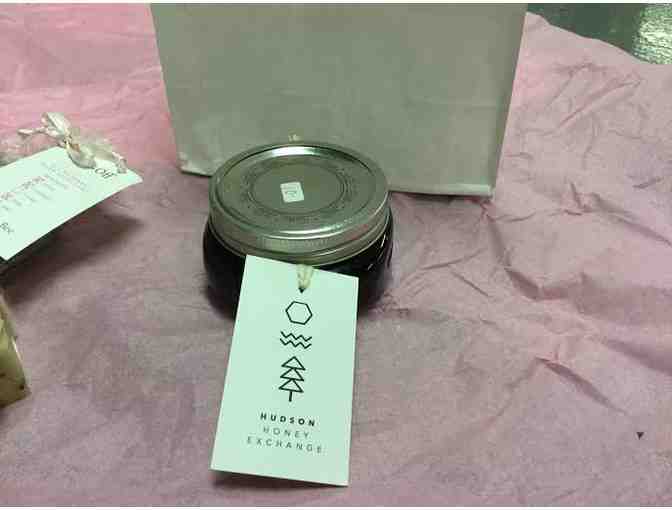 Queen Bee Fibers Gift Package