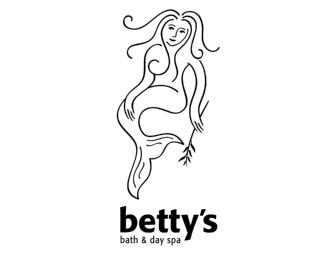 See the Titanic Exhibit and Relax in the Comfort of Old Town