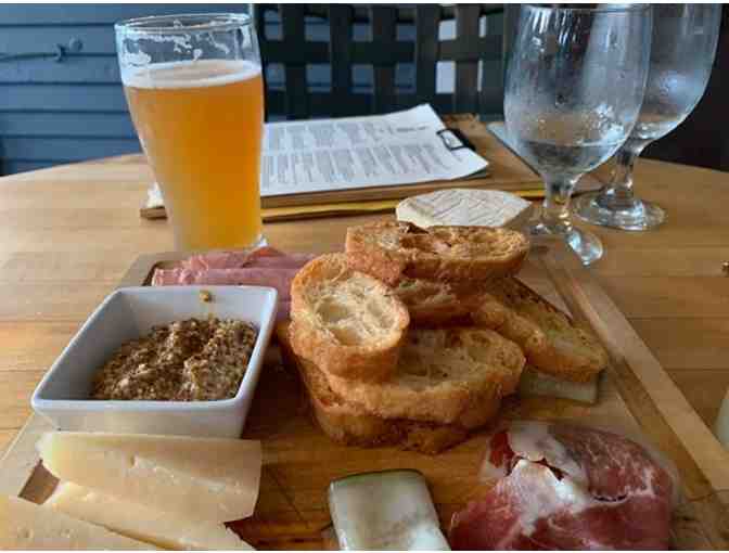 Deer's Head Inn $100 Gift Certificate!