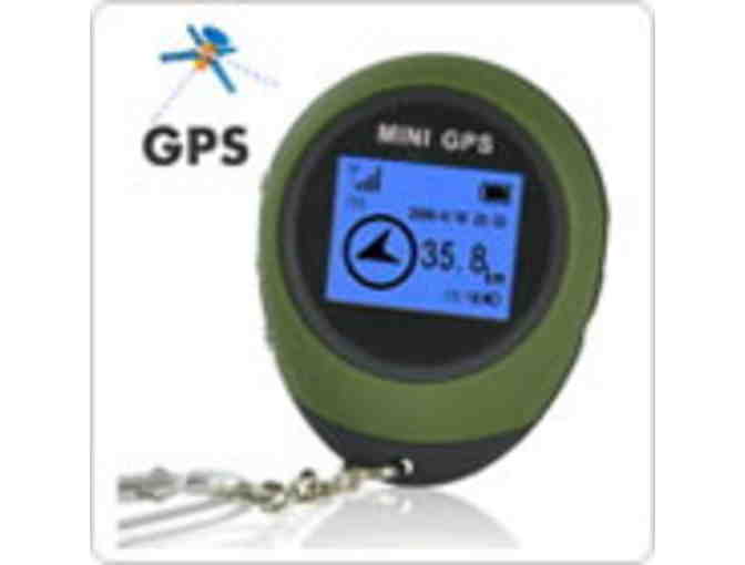 512K Flash Memory Keychain Design Mini GPS Receiver + GPS Location Finder